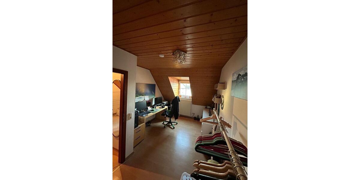 Maisonettenwohnung Bad Camberg - 3 Zimmer, 100 m&sup2;, 910&euro; | Angebot:25655280