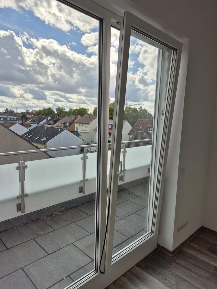 4 Zimmer Penthouse Wohnung in Viernheim