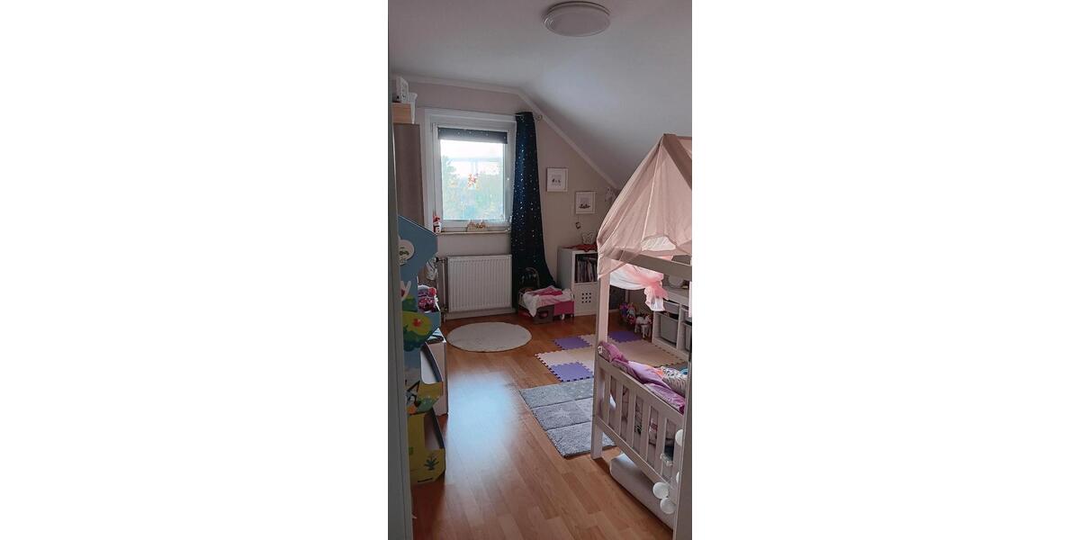 Dachgeschoßwohnung Alzey - 3 Zimmer, 97 m&sup2;, 1.220&euro; | Angebot:24753417