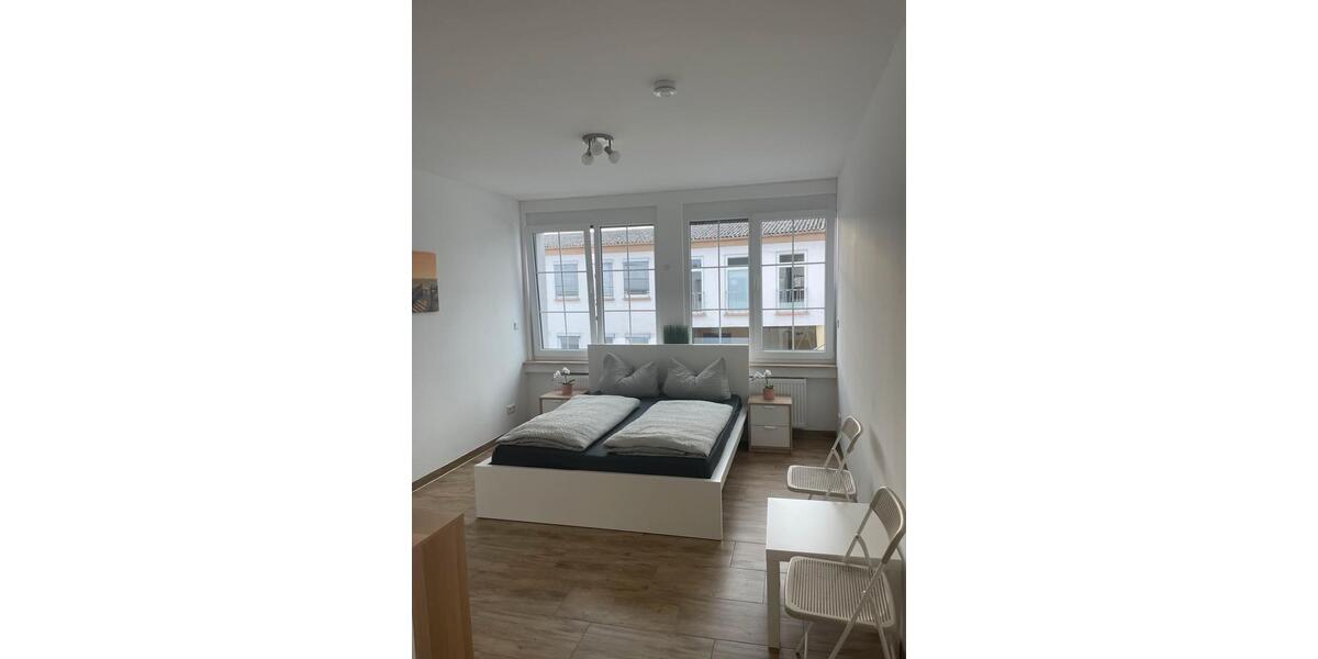Wohnen auf Zeit Köln - 6 Zimmer, 19 m&sup2;, 18&euro; | Angebot:19929266