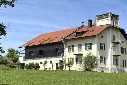Haus Murnau am Staffelsee Murnau - 3 Zimmer, 156 m&sup2;, 1.900&euro; | Angebot:26842328