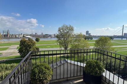 Oberkassel mit Rheinblick with Rhein view 3 zimmer