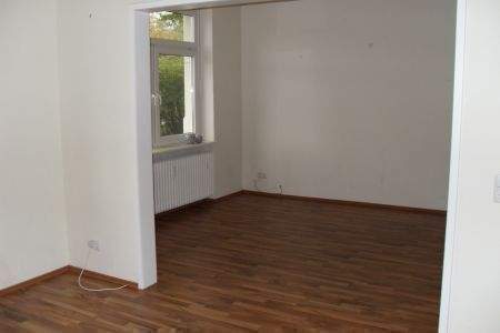 Etagenwohnung Halver Oberbrügge - 2 Zimmer, 71 m&sup2;, 450&euro; | Angebot:26487384