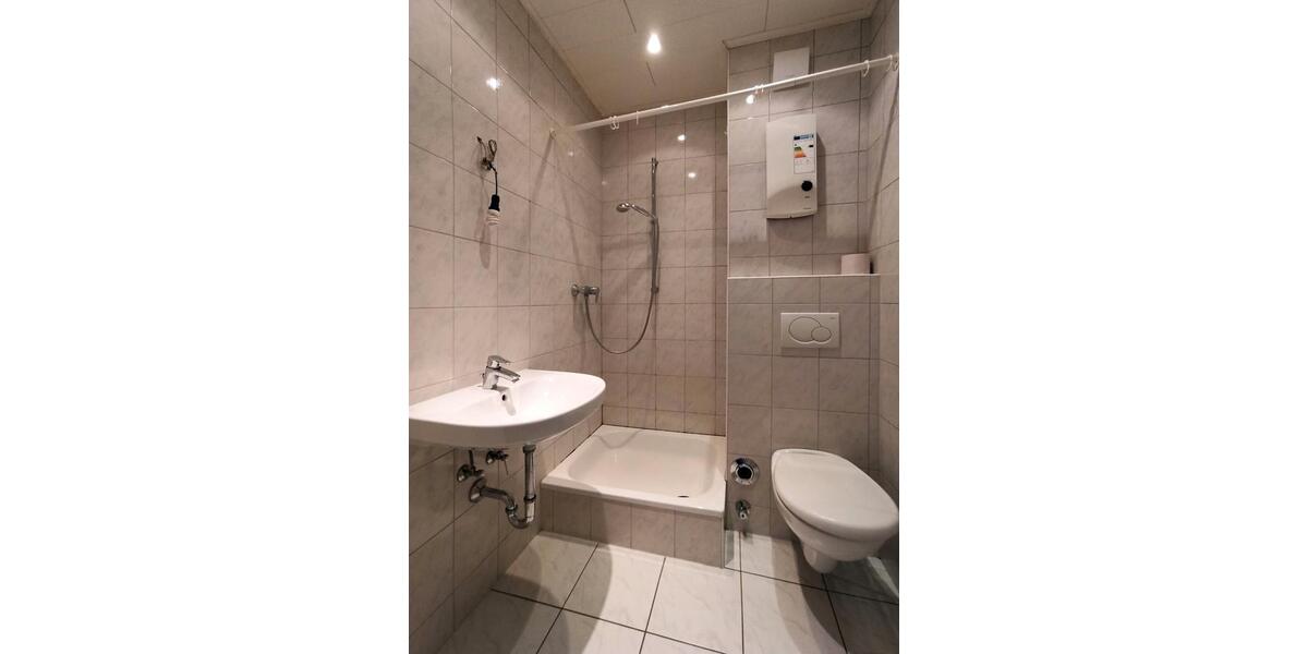 Etagenwohnung Koblenz - 1 Zimmer, 30 m&sup2;, 410&euro; | Angebot:26690218