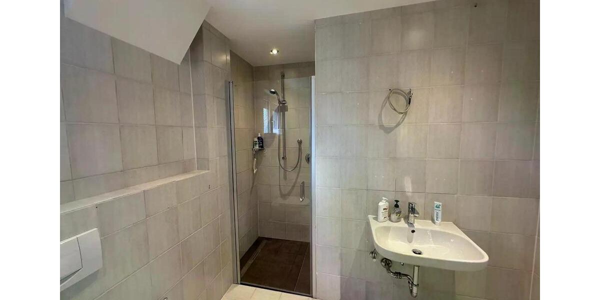 Erdgeschoßwohnung Gerbrunn - 3 Zimmer, 98 m&sup2;, 1.261&euro; | Angebot:26269084