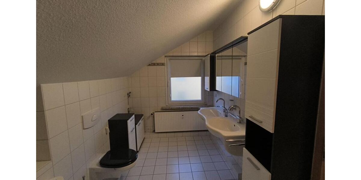 Osterode, 4 ZKB, EBK, hell, gepflegt, ruhig, Garage, Garten 4 zimmer