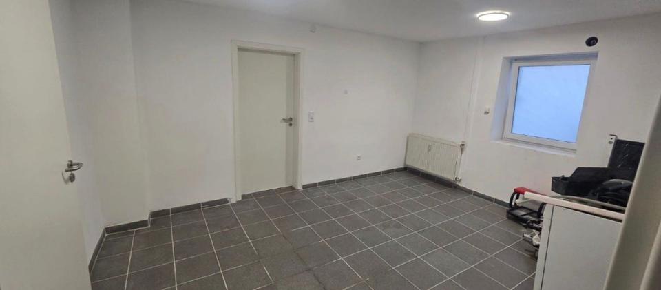 Erdgeschoßwohnung Alsfeld - 3 Zimmer, 75 m&sup2;, 750&euro; | Angebot:23702984