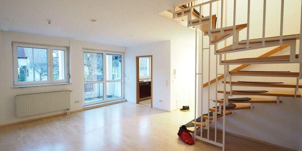 Moderne, schicke und gemütliche 3-Zimmer-Maisonettewohnung mit Einbauküche und Balkon in grüner ruhiger Lage in Weisendorf 3 zimmer