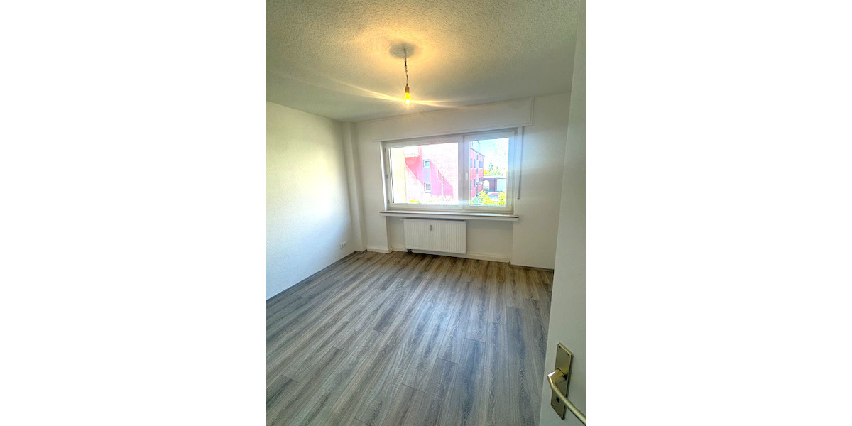 Erdgeschoßwohnung Essen Stadtbezirk IV - 2 Zimmer, 58 m&sup2;, 696&euro; | Angebot:26550141