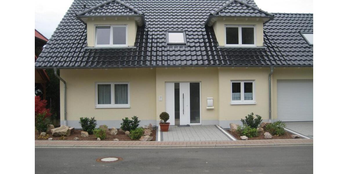 Die blaue Mauritius - Hochwertige 3,5 Zimmer Wohnung in absoluter Bestlage in Haibach 3 zimmer