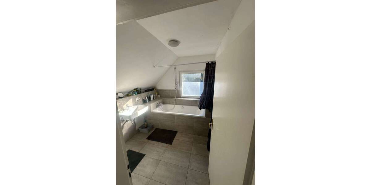 Etagenwohnung Mettmann - 2 Zimmer, 65 m&sup2;, 500&euro; | Angebot:26941114