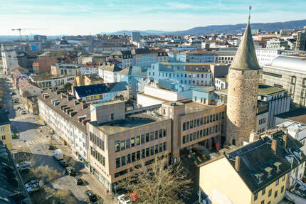 Gepflegtes Bürohaus mit Ladenfläche und Aufzug in zentraler Lage von Kassel! zimmer
