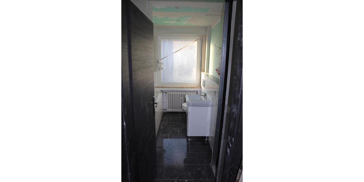 Schöne saubere und gepflegte Wohnung im Erdgeschoss mit Balkon - 2-Zimmer-Wohnung 2 zimmer