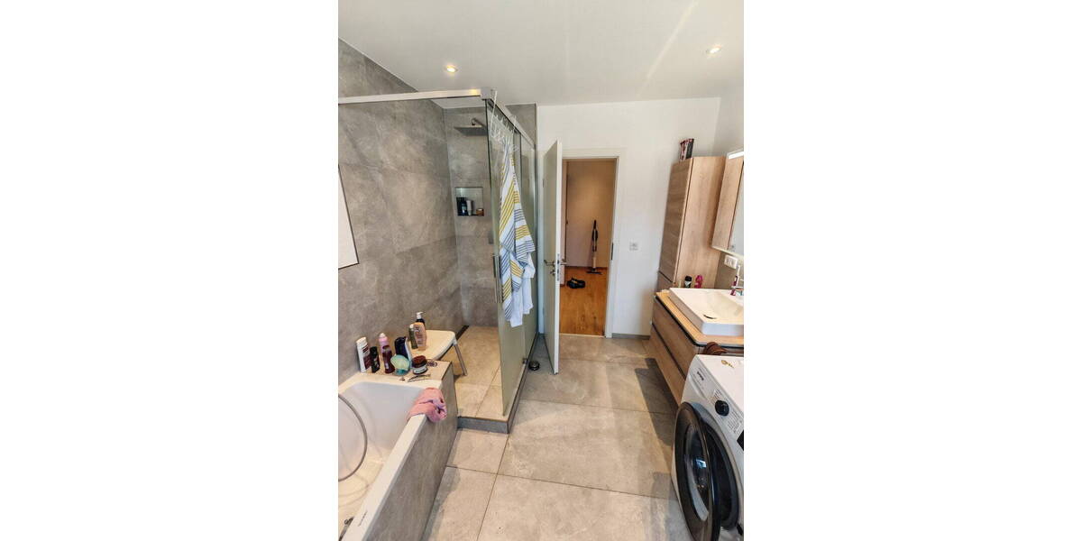 Etagenwohnung Heppenheim Kirschhausen - 4 Zimmer, 134 m&sup2;, 1.400&euro; | Angebot:26150676