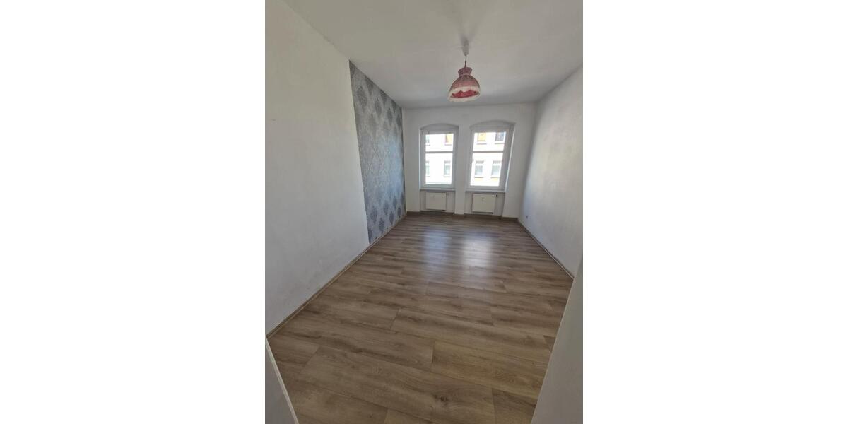 Erdgeschoßwohnung Aue-Bad Schlema Bad Schlema - 3 Zimmer, 66 m&sup2;, 360&euro; | Angebot:26443794