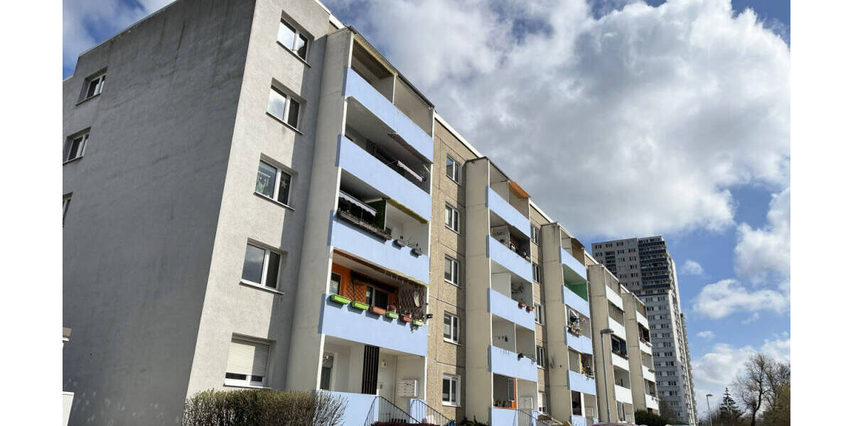 Etagenwohnung Halle (Saale) Westliche Neustadt - 4 Zimmer, 66 m&sup2;, 340&euro; | Angebot:26190272
