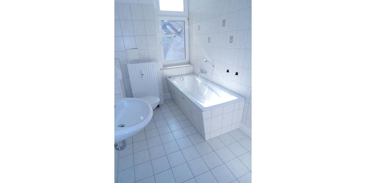 Etagenwohnung Werdau - 5 Zimmer, 108 m&sup2;, 599&euro; | Angebot:25865190