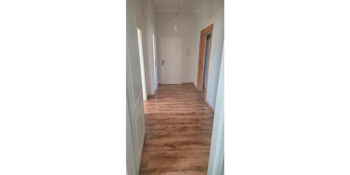 Dachgeschoßwohnung Wittenberg Lutherstadt - 4 Zimmer, 85 m&sup2;, 699&euro; | Angebot:25765394