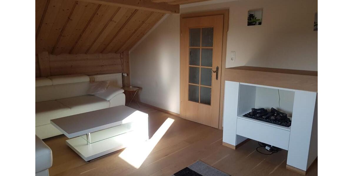 Dachgeschoßwohnung Arnstorf - 2 Zimmer, 54 m&sup2;, 460&euro; | Angebot:25342322