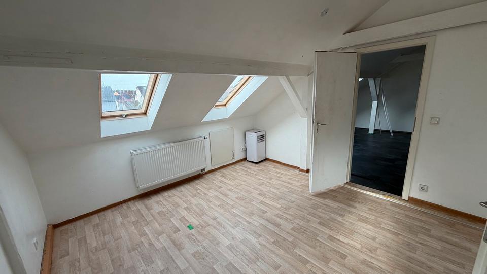 Dachgeschoßwohnung Schwanstetten - 3 Zimmer, 50 m&sup2;, 590&euro; | Angebot:26256516