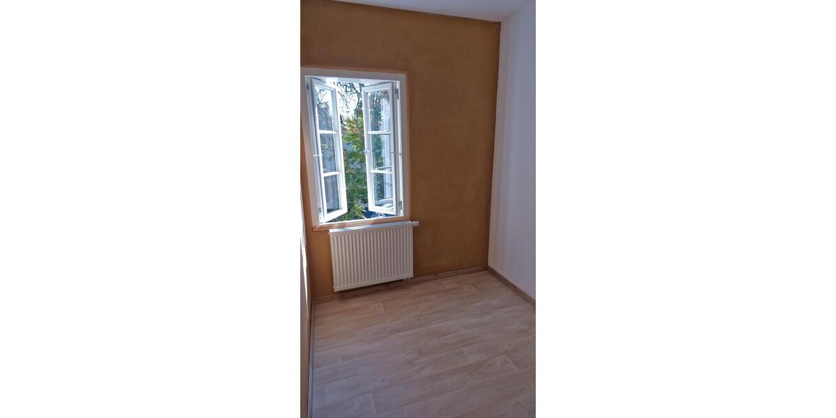 Etagenwohnung Nümbrecht - 2 Zimmer, 76 m&sup2;, 830&euro; | Angebot:24601133