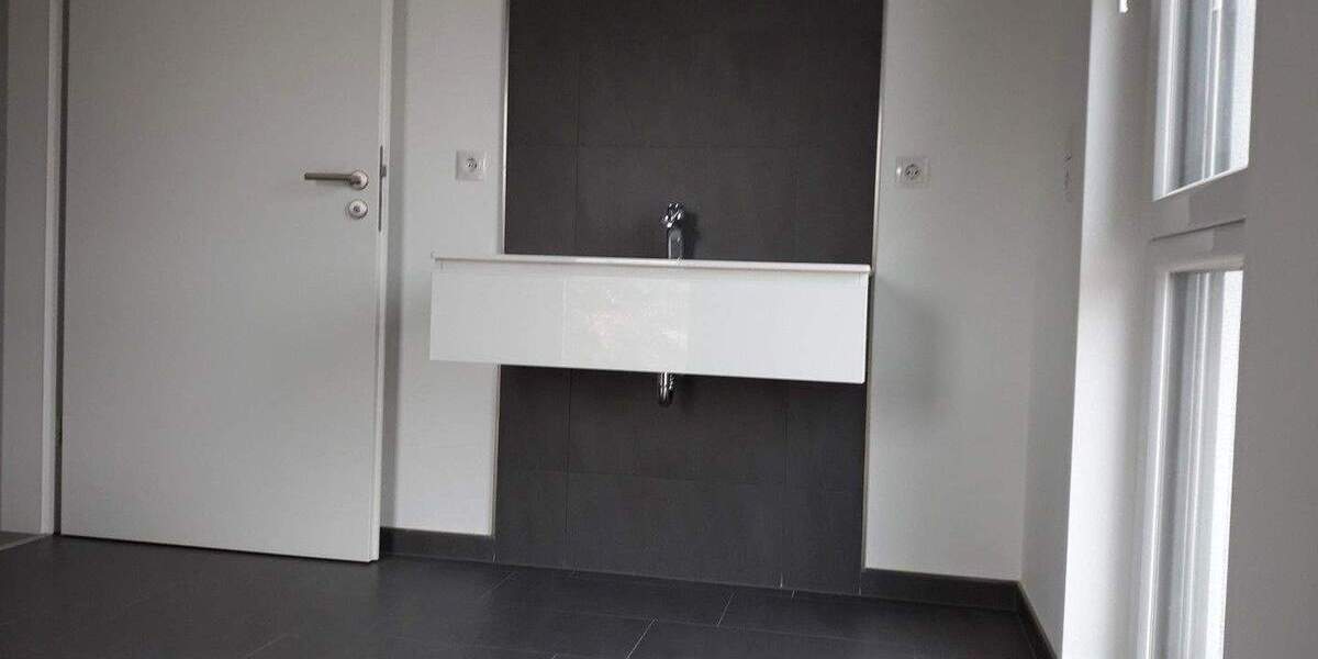 Neubau Erstbezug Barrierefreier Bungalow Haus mit eigenem Garten 3 zimmer