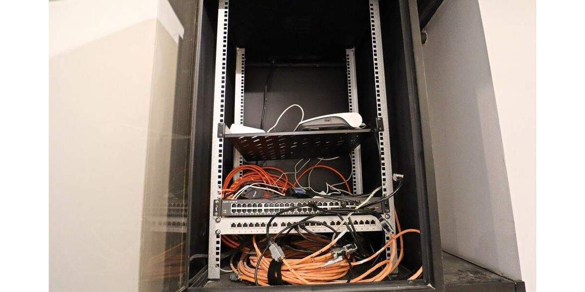 Gewerbeobjekt Halstenbek - 1.250&euro; | Angebot:25728412