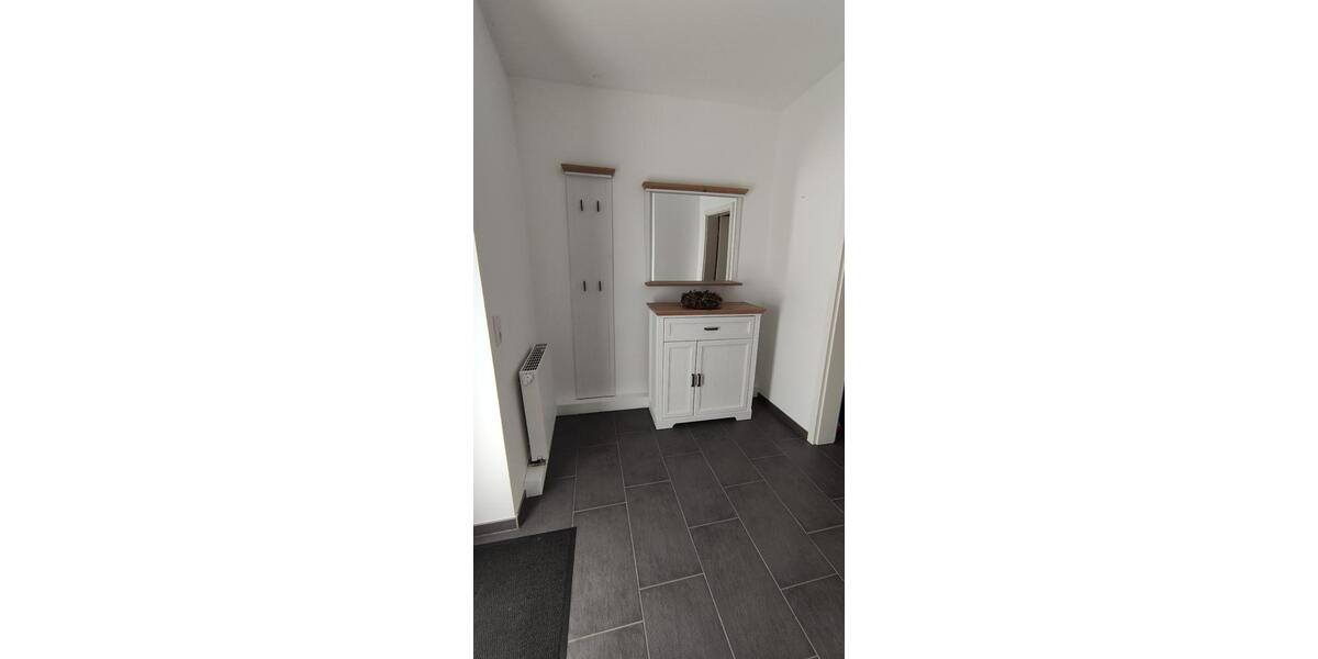 Etagenwohnung Böhen - 3 Zimmer, 105 m&sup2;, 800&euro; | Angebot:26617101