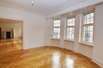 *** Altbauetage mit 210m² im Stadtzentrum *** 6 zimmer