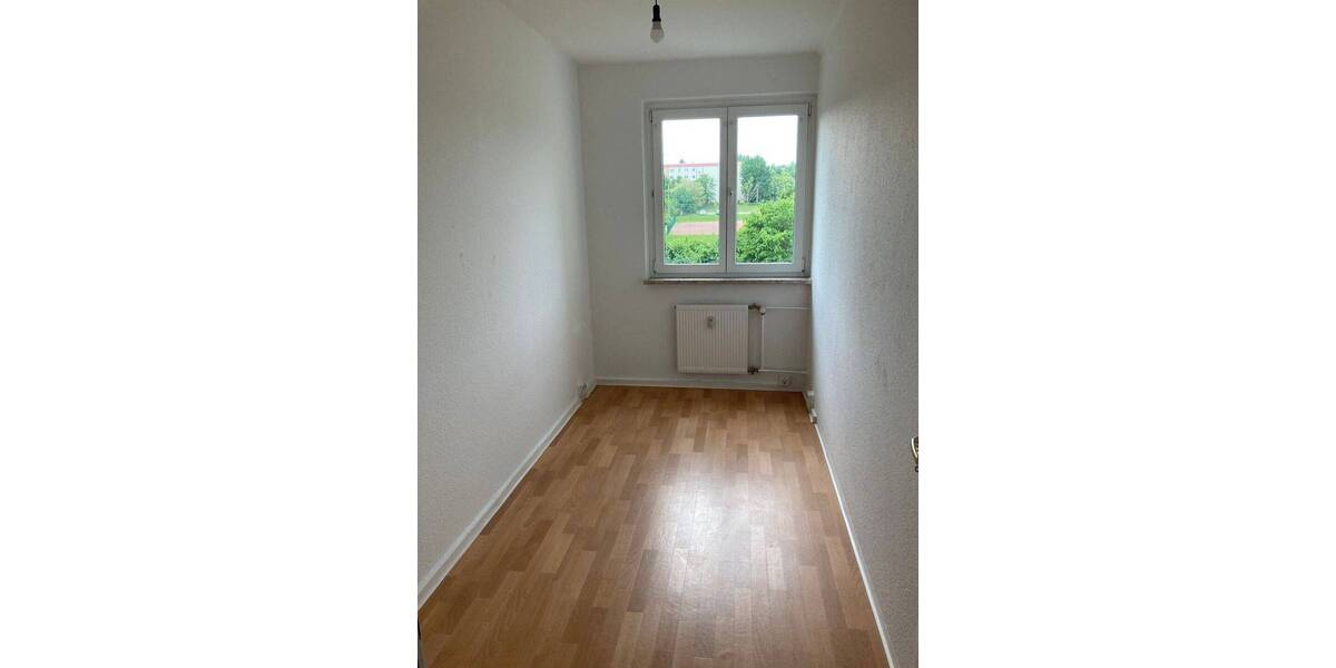 Etagenwohnung Gera Lusan - 4 Zimmer, 68 m&sup2;, 405&euro; | Angebot:26170568