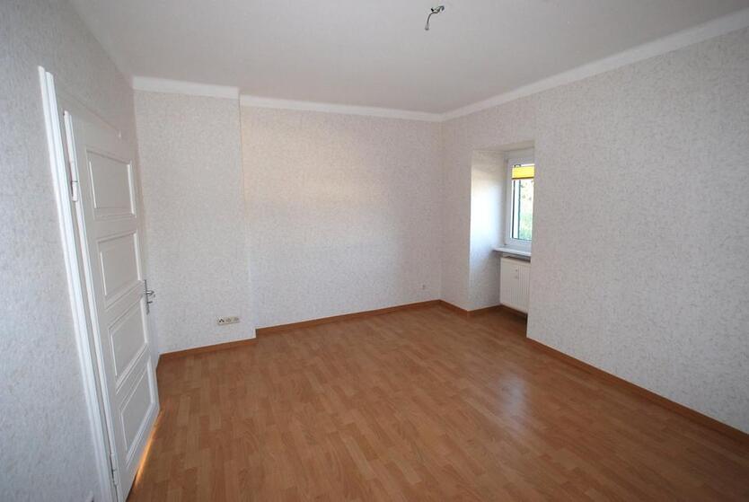 2 12 Zimmerwohnung IN RUHIGER LAGE VON BINGEN UND DOCH ZENTRAL