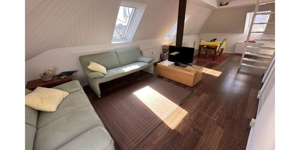 Möblierte Wohnung, gemütliches Altbau-Dachgeschoss Studio 1 zimmer