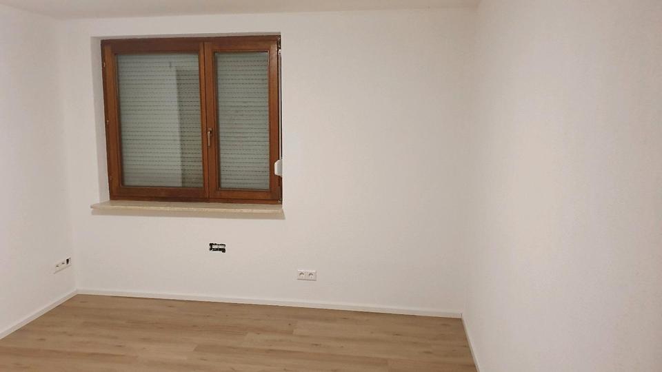 Erdgeschoßwohnung Geislingen - 3 Zimmer, 72 m&sup2;, 575&euro; | Angebot:26618454