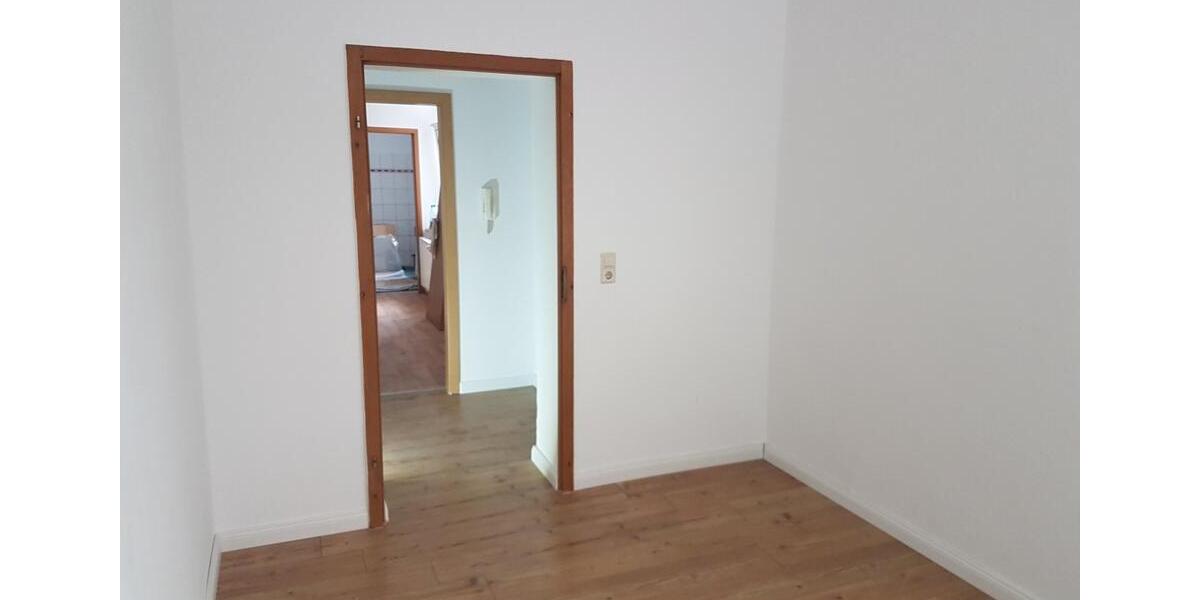 Erdgeschoßwohnung Köthen (Anhalt) - 1 Zimmer, 30 m&sup2;, 240&euro; | Angebot:24953118