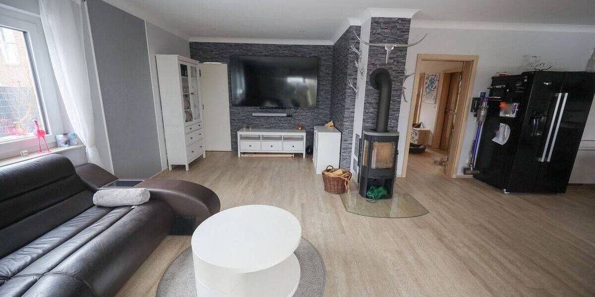 Einfamilienhaus Groß Grönau - 4 Zimmer, 125 m&sup2;, 1.950&euro; | Angebot:26627333