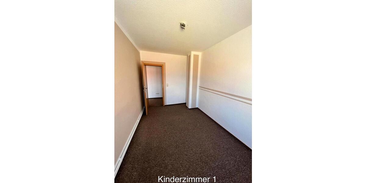 Etagenwohnung Staßfurt Atzendorf - 4 Zimmer, 67 m&sup2;, 350&euro; | Angebot:25944857