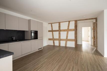 Kernsanierte 3,5-Zi.-Wohnung mit Balkon – ab sofort – Tengen 3 zimmer