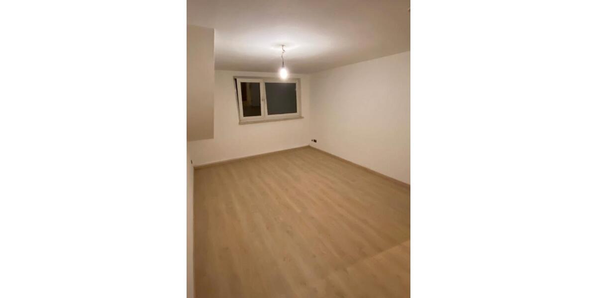 Etagenwohnung Duisburg Hamborn - 2 Zimmer, 60 m&sup2;, 330&euro; | Angebot:24806606