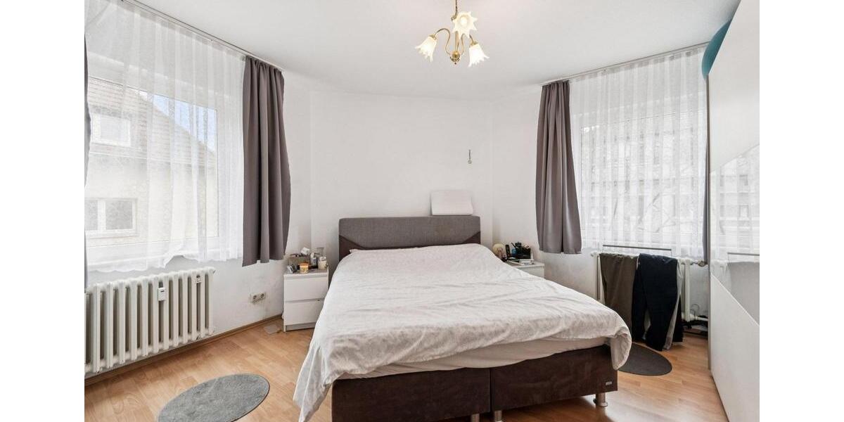 Etagenwohnung Essen Südviertel - 5.5 Zimmer, 110 m&sup2;, 1.650&euro; | Angebot:26547022