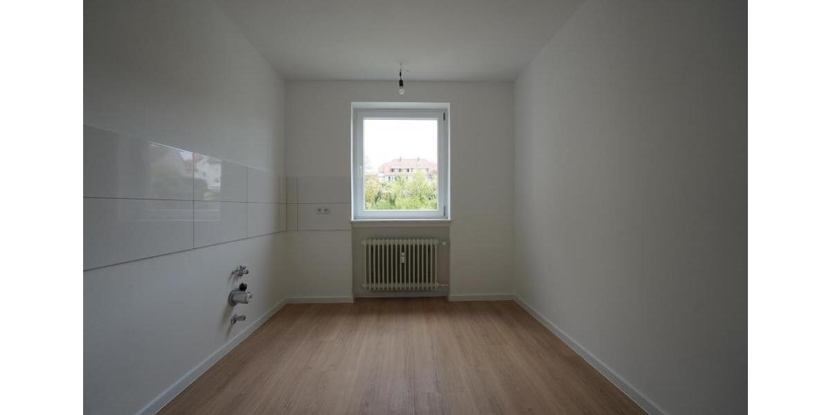 Etagenwohnung Eschwege - 3 Zimmer, 74 m&sup2;, 514&euro; | Angebot:26289856