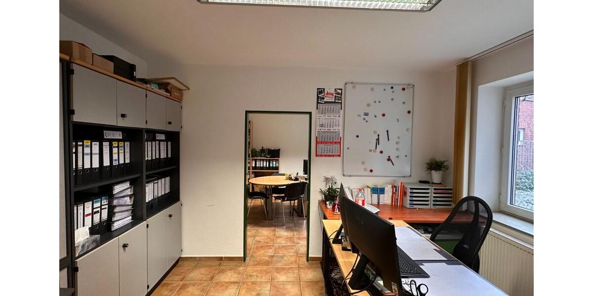 Moderne Büroräume mit eigenem Eingang und optionalen Lagerflächen in ruhiger Lage - Tülau zimmer
