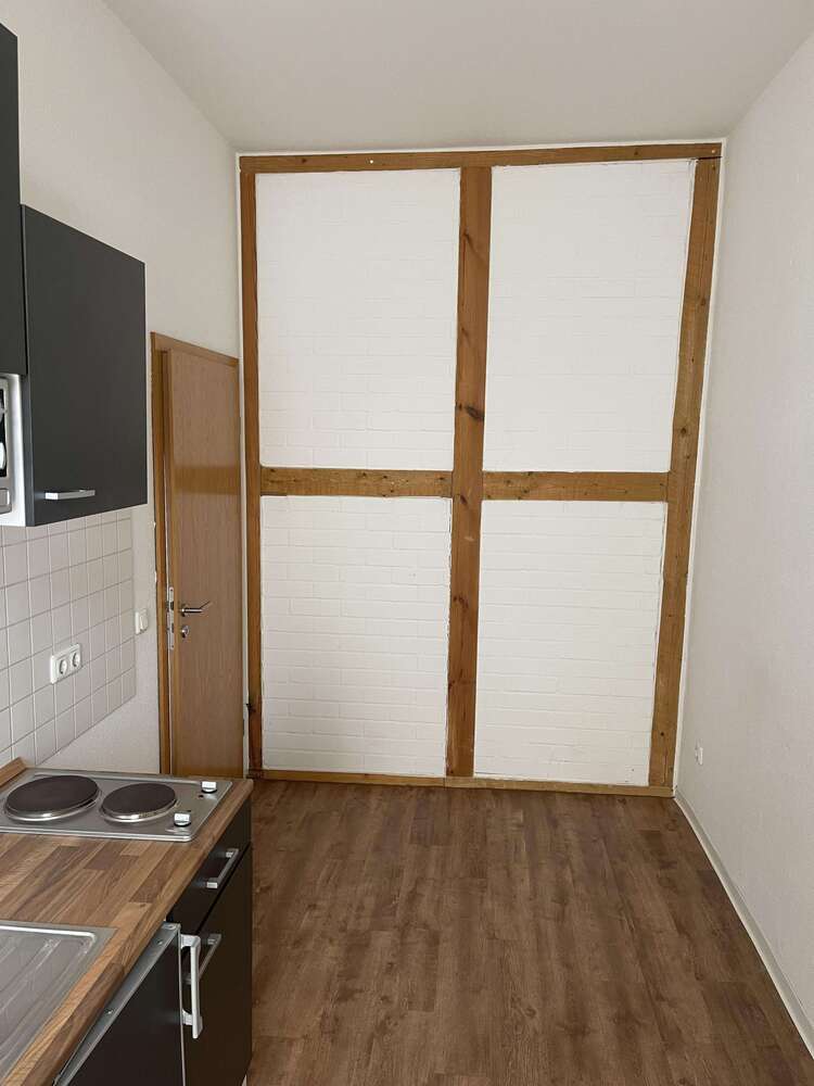 1 Zimmer-Wohnung mit Balkon und Küche *perfekt für Pendler, Azubis & Studenten*