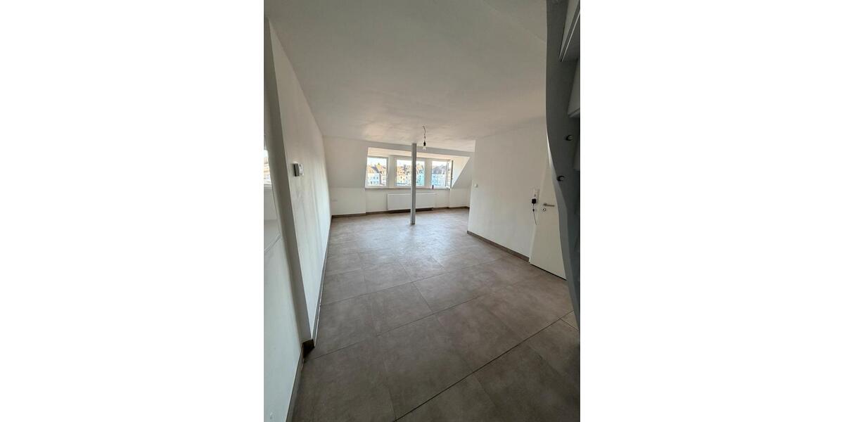 Dachgeschoßwohnung Jülich - 1 Zimmer, 64 m&sup2;, 840&euro; | Angebot:26695805