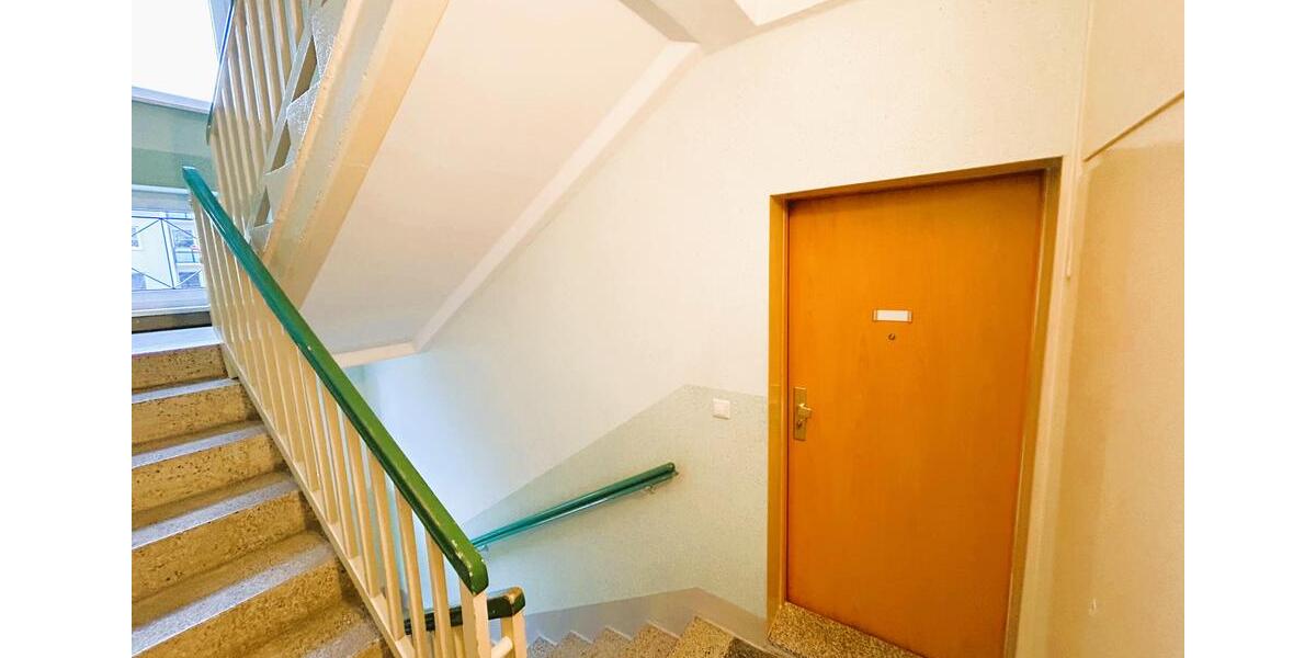 Eine tolle 2-Raum-Komfortwohnung im Hochparterre, alles neu. 2 zimmer