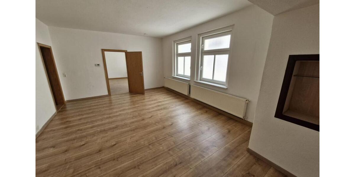 Etagenwohnung Annaberg-Buchholz Buchholz - 3 Zimmer, 69 m&sup2;, 490&euro; | Angebot:24976800