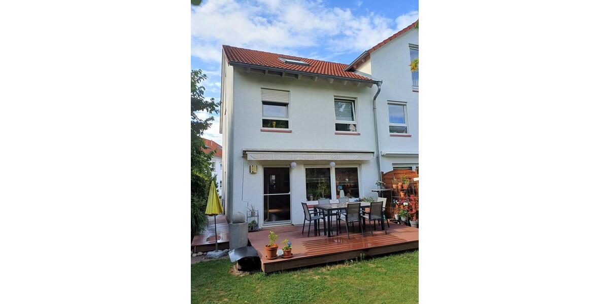 Reihenhaus Pfinztal - 5 Zimmer, 130 m&sup2;, 1.950&euro; | Angebot:25236689