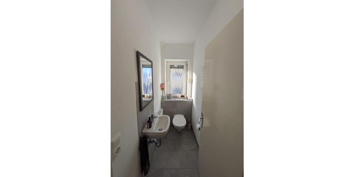 Etagenwohnung Hunderdorf - 4 Zimmer, 100 m&sup2;, 790&euro; | Angebot:24878904