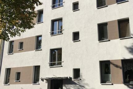 Attraktive, großzügige 3-Zimmer-Dachgeschosswohnung mit EBK zimmer