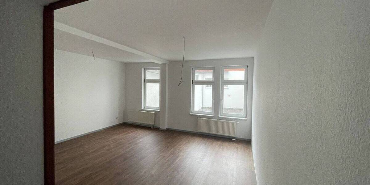Etagenwohnung Eisenach - 2 Zimmer, 74 m&sup2;, 444&euro; | Angebot:26554397