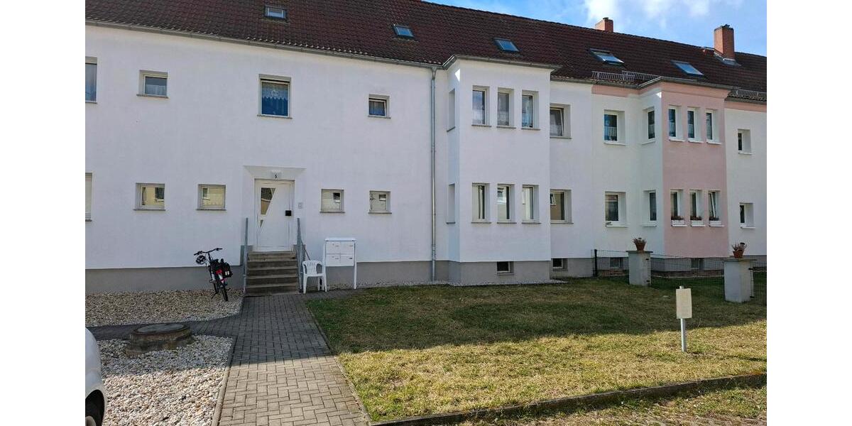 Erdgeschoßwohnung Borna - 2 Zimmer, 55 m&sup2;, 610&euro; | Angebot:25510910